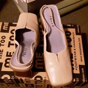 Pazzo 8M big wedged heals with squared toes